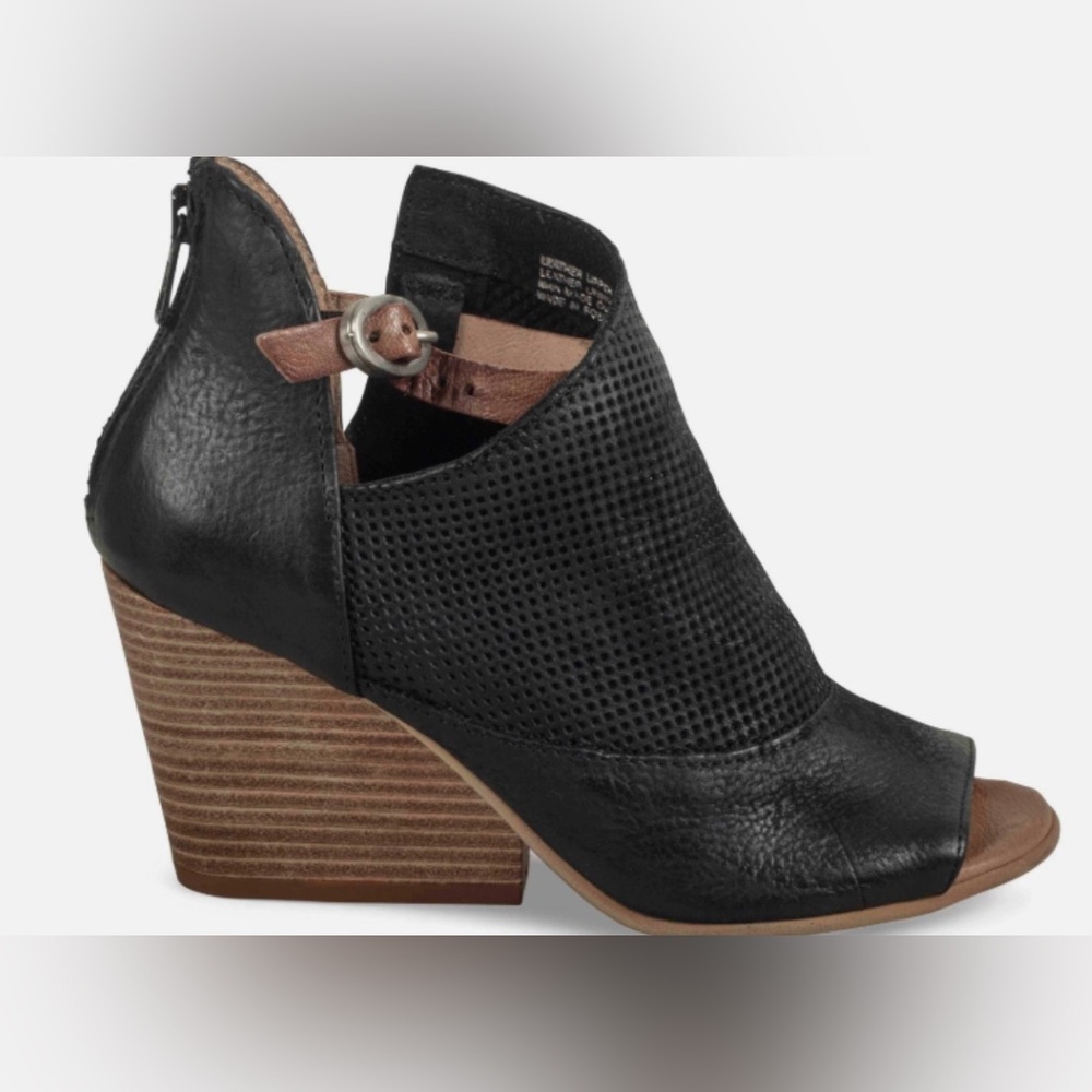 Miz Mooz Knox bootie.​​